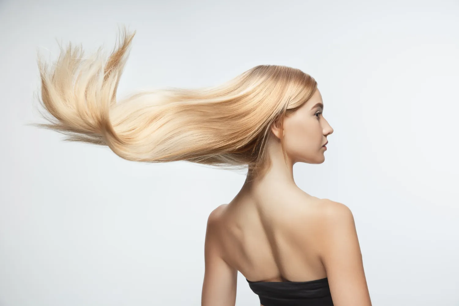 Как правильно выбрать средство против выпадения волос?